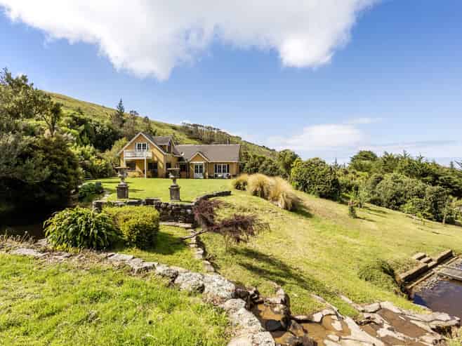 80 Camp Road, Company Bay