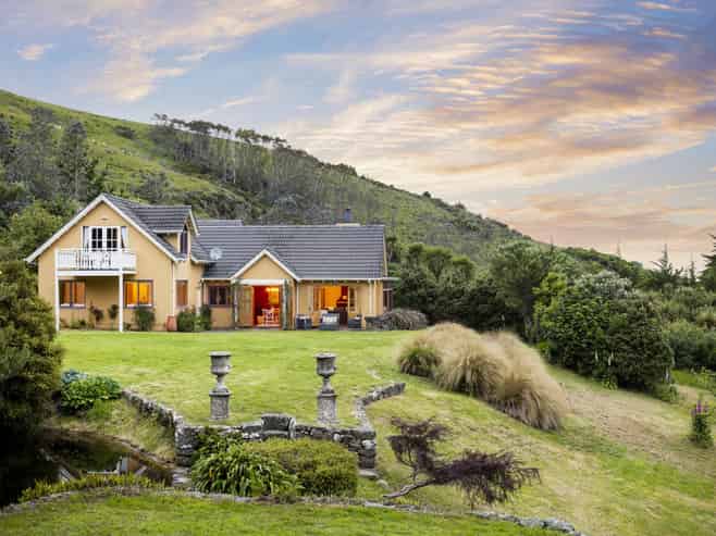 80 Camp Road, Company Bay