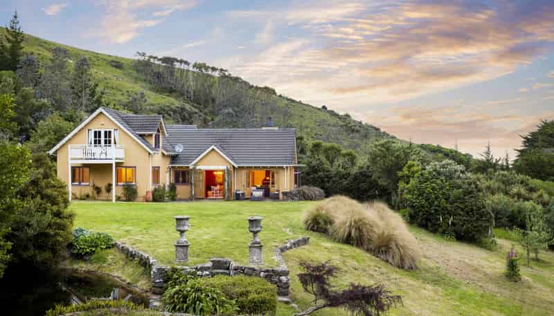 80 Camp Road, Company Bay