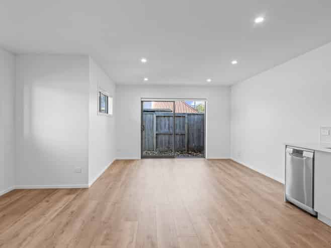 2/9C Keri Rua Road, Leamington