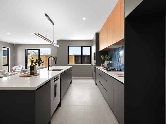 8 Earp Crescent, Chartwell