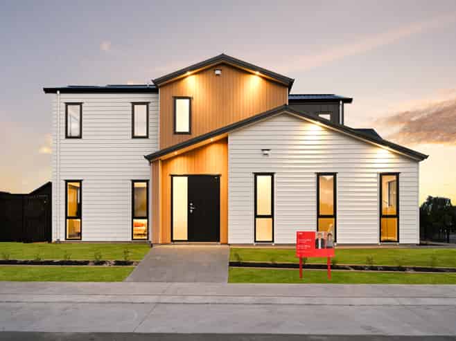 8 Earp Crescent, Chartwell