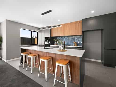 8 Earp Crescent, Chartwell