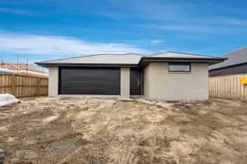 8 Vercoe Street, Ashburton