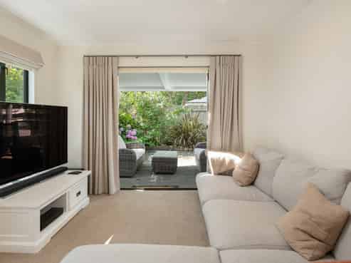 15 Ward Street, Springlands