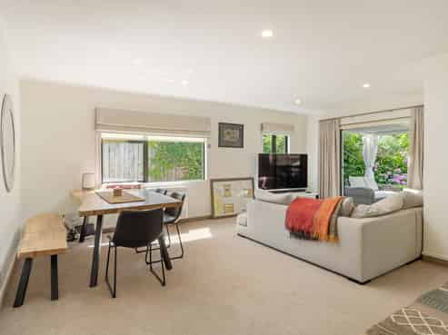 15 Ward Street, Springlands