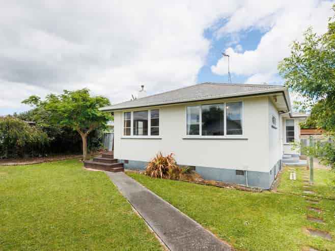 96a Milson Line, Milson