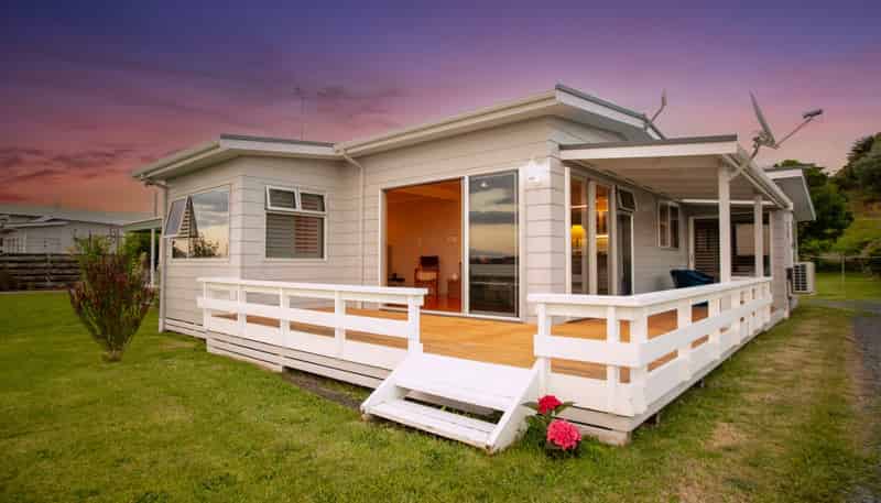 26 Esplanade Road, Tahawai