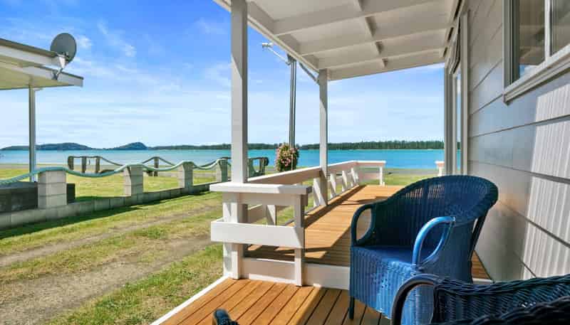 26 Esplanade Road, Tahawai