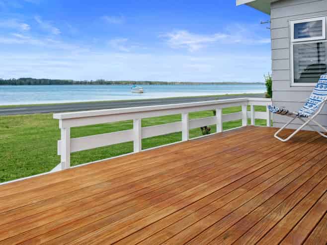 26 Esplanade Road, Tahawai