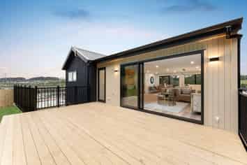 242E West Hoe Heights, Orewa