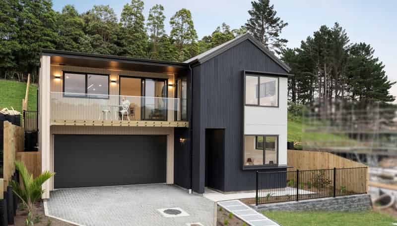 242E West Hoe Heights, Orewa