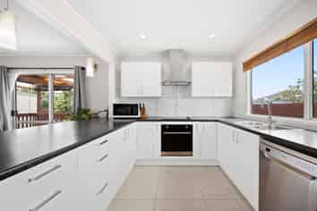 1/22 Bundena Place, Clendon Park