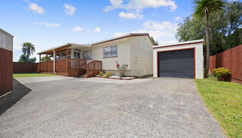 1/22 Bundena Place, Clendon Park