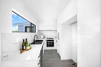 2/18 Elizabeth Avenue, Papatoetoe