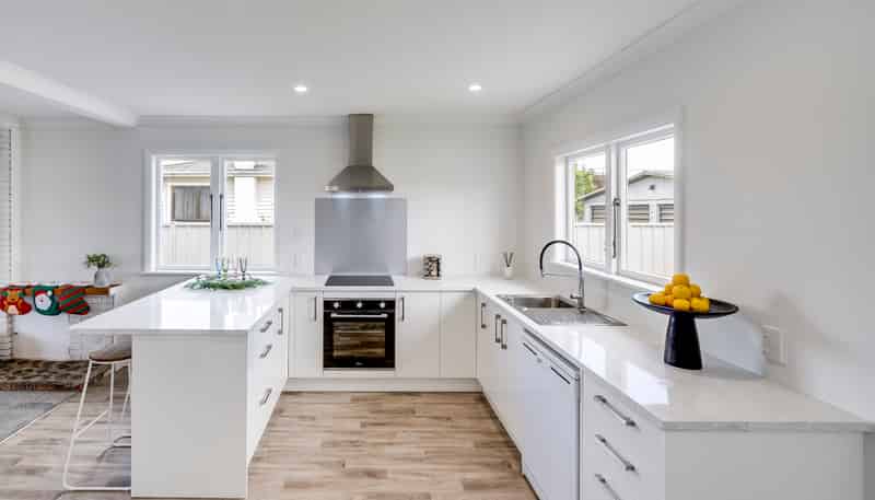 711 Norton Road, Akina