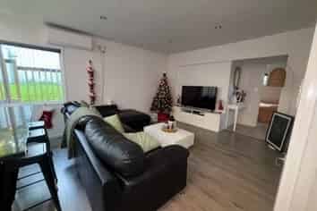 1/3 Holt Avenue, Torbay