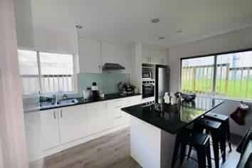 1/3 Holt Avenue, Torbay