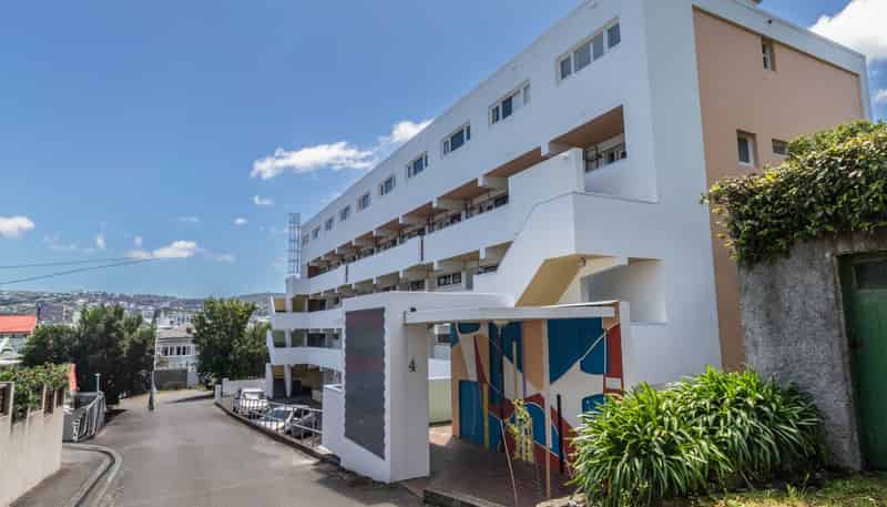 12A/4 Claremont Grove, Mount Victoria