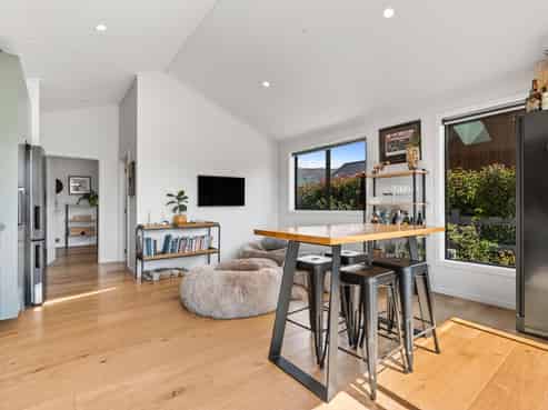 9 McDonald Street, Wanaka