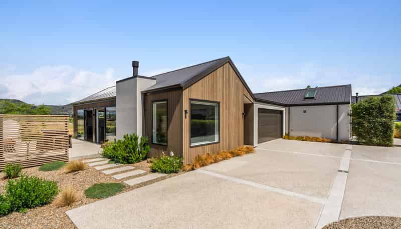 9 McDonald Street, Wanaka