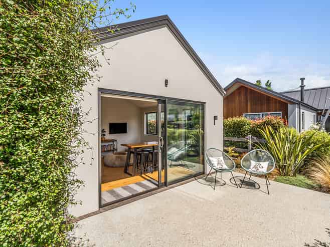 9 McDonald Street, Wanaka