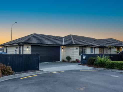 10 Carmello Grove, Richmond
