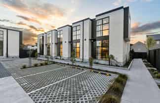 8/25 Matai Street West, Riccarton