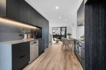 8/25 Matai Street West, Riccarton