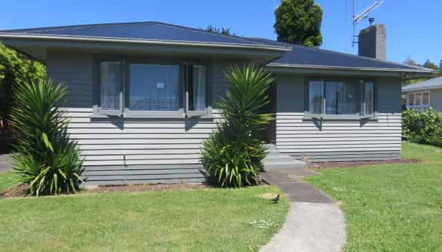 12 Brocas Avenue, Hillcrest