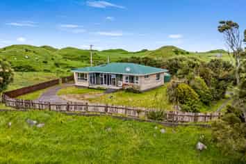 319 Opourapa Road, Okato