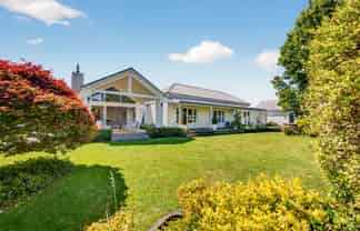 27 Neeve Road, Taradale