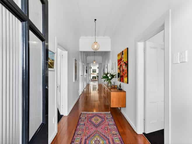 27 Neeve Road, Taradale