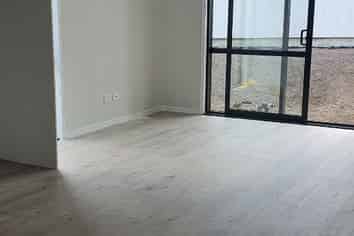 33 Redhills Road, Massey