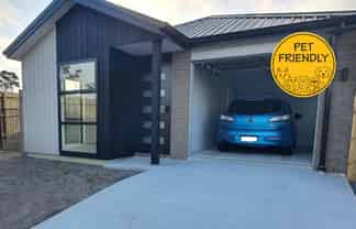 33 Redhills Road, Massey