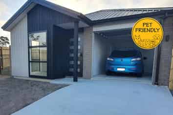 33 Redhills Road, Massey