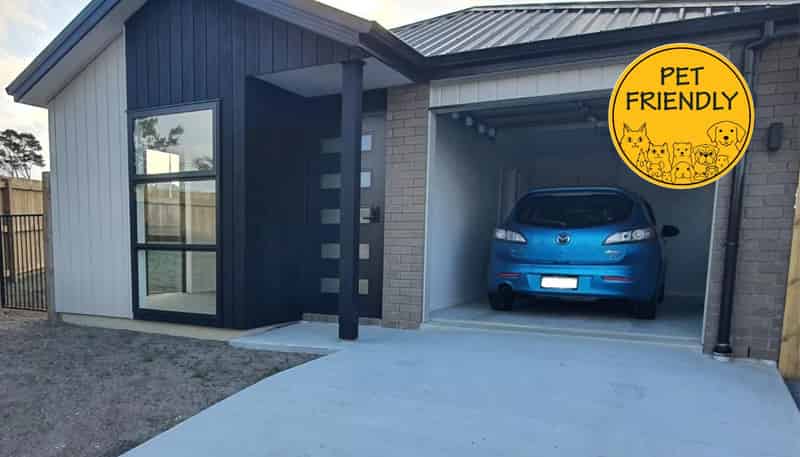 33 Redhills Road, Massey