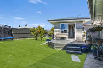 12 Hitchings Avenue, Onekawa