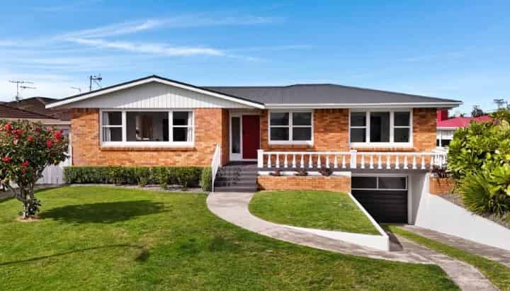 9a Lilac Place , Otumoetai