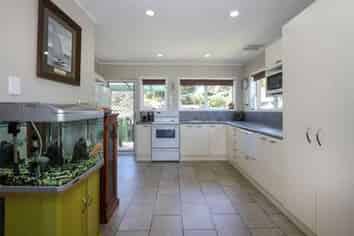 2/32 Miltonia Avenue, Te Atatu South