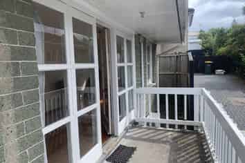 2/7 Parker Avenue, New Lynn