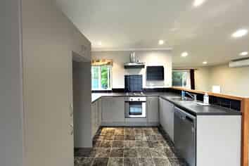 Hawkes Bay - Address withheld