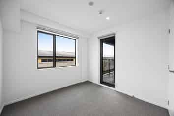 108/28C Eileen Newey Place , Henderson