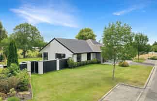 2 Alton Place, Allenton