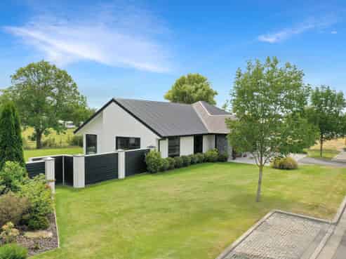 2 Alton Place, Allenton