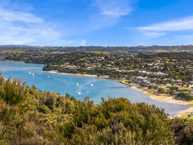 24 Seacoast Road, Mangawhai Heads
