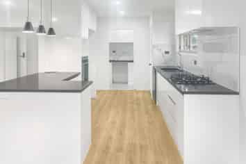 10 Leonard Place, Otara