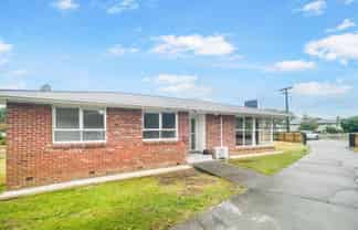 10 Leonard Place, Otara