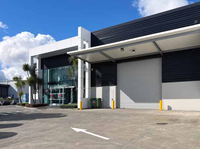 818sqm High-Quality Industrial Unit - Highbrook