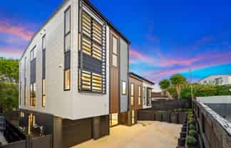 1664E Great North Road, Avondale